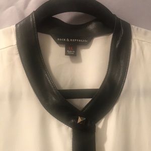 Rock and Republic tunic blouse